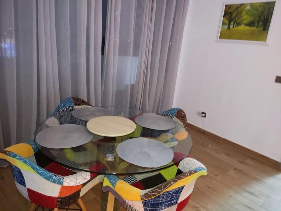 Superbe Appartement Avec Parking Gratuit Et Garde Dakar Eksteriør bilde